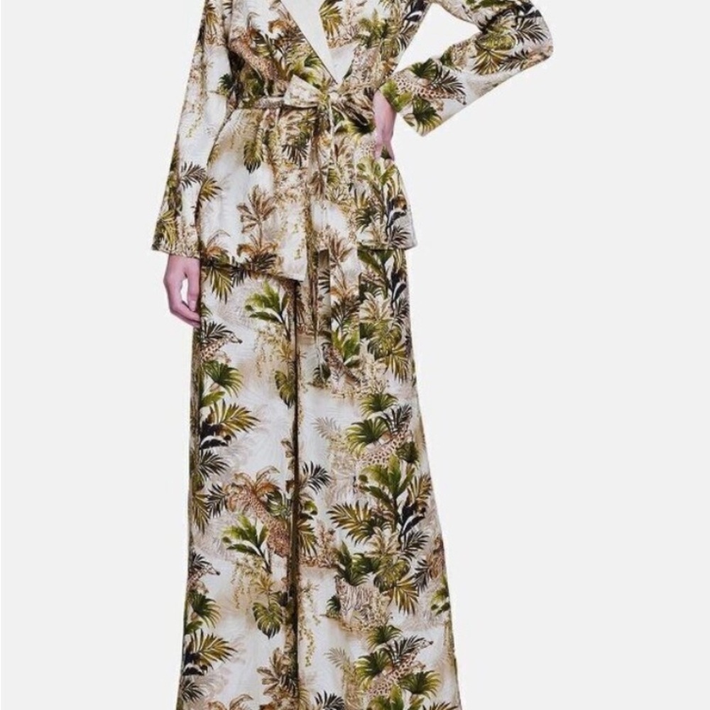 L'AGENCE Green and Brown antique white Safari print pants top sold 
Separately